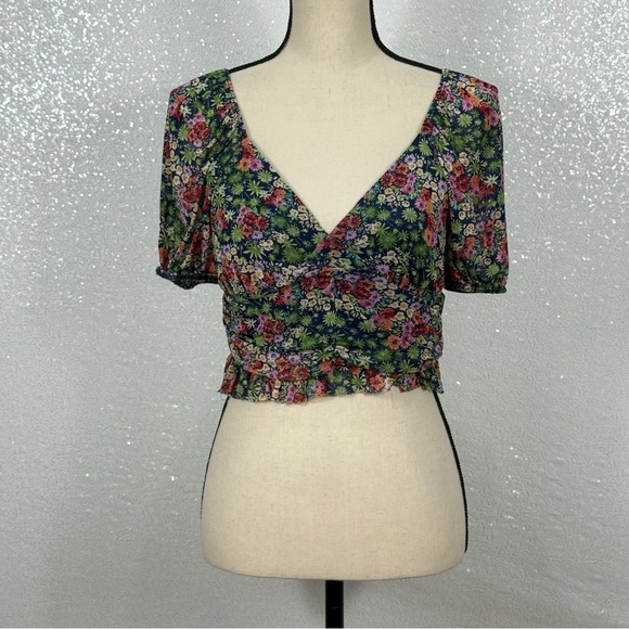 Urban Outfitters Cropped Floral Mesh Sweetheart top size Large women’s - Picture 2 of 9